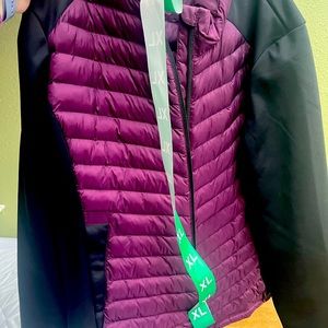 Brand new 32 degree jacket from Costco!